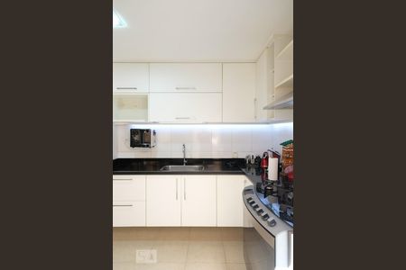 Casa de condomínio à venda com 96m², 4 quartos e 1 vagaCozinha