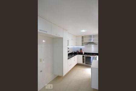 Casa de condomínio à venda com 96m², 4 quartos e 1 vagaCozinha