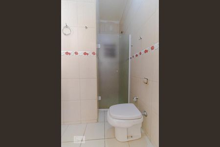 Casa à venda com 900m², 3 quartos e 8 vagasBanheiro 01