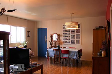 Sala de apartamento para alugar com 3 quartos, 120m² em Perdizes, São Paulo