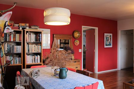 Sala de apartamento para alugar com 3 quartos, 120m² em Perdizes, São Paulo