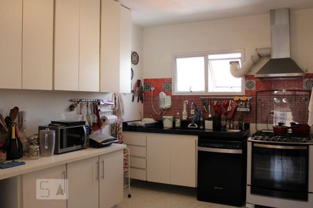 Apartamento para alugar com 120m², 3 quartos e 3 vagasCozinha