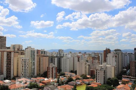 Apartamento para alugar com 120m², 3 quartos e 3 vagasVista da suíte