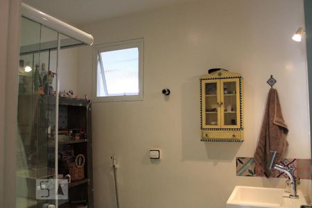 Apartamento para alugar com 120m², 3 quartos e 3 vagasBanheiro