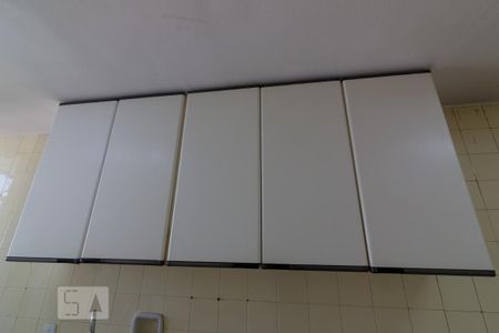 Apartamento à venda com 106m², 2 quartos e 1 vaga Apartamento à venda com 106m², 2 quartos e 1 vagaCozinha - Armários