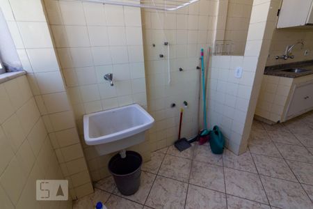 Apartamento à venda com 106m², 2 quartos e 1 vaga Apartamento à venda com 106m², 2 quartos e 1 vagaÁrea de Serviço
