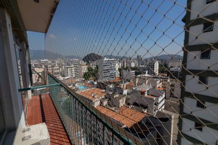 Apartamento à venda com 106m², 2 quartos e 1 vaga Apartamento à venda com 106m², 2 quartos e 1 vagaVista da Suíte