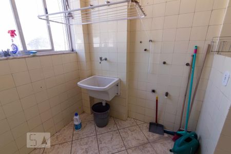 Apartamento à venda com 106m², 2 quartos e 1 vaga Apartamento à venda com 106m², 2 quartos e 1 vagaÁrea de Serviço