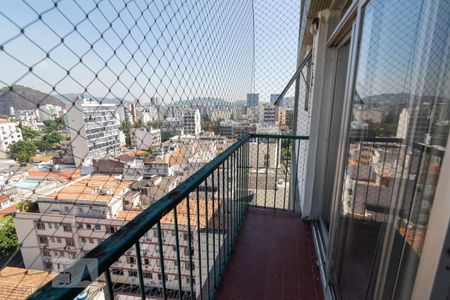 Apartamento à venda com 106m², 2 quartos e 1 vaga Apartamento à venda com 106m², 2 quartos e 1 vagaVaranda da Sala
