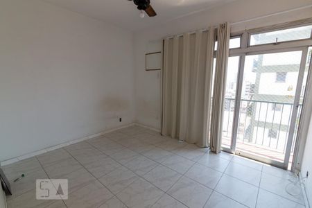 Apartamento à venda com 106m², 2 quartos e 1 vaga Apartamento à venda com 106m², 2 quartos e 1 vagaQuarto