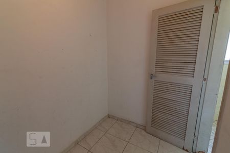 Apartamento à venda com 106m², 2 quartos e 1 vaga Apartamento à venda com 106m², 2 quartos e 1 vagaQuarto de Serviço