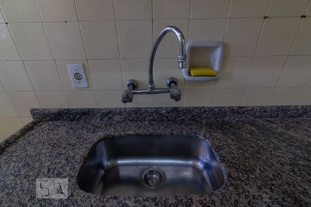 Apartamento à venda com 106m², 2 quartos e 1 vaga Apartamento à venda com 106m², 2 quartos e 1 vagaCozinha - Torneira