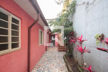 Casa à venda com 120m², 2 quartos e 2 vagasCorredor