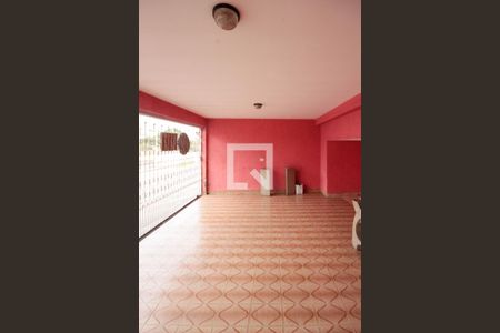 Casa à venda com 120m², 2 quartos e 2 vagasGaragem