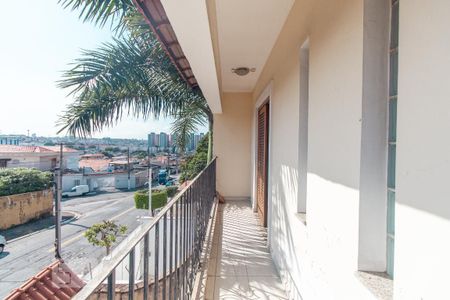 Casa à venda com 300m², 4 quartos e 5 vagasVaranda