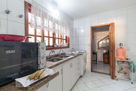 Casa à venda com 300m², 4 quartos e 5 vagasCozinha
