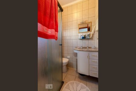 Casa à venda com 300m², 4 quartos e 5 vagasBanheiro do Quarto 3