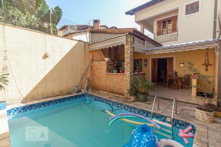 Casa à venda com 300m², 4 quartos e 5 vagasÁrea de lazer