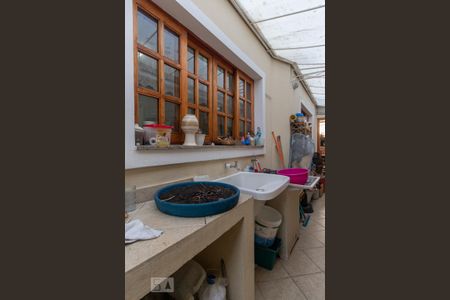 Casa à venda com 300m², 4 quartos e 5 vagasÁrea de serviço