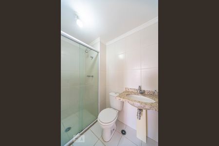 Banheiro de apartamento à venda com 2 quartos, 50m² em Vila Metalurgica, Santo André