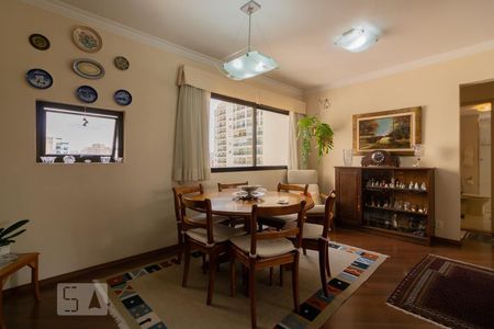 Sala de apartamento à venda com 2 quartos, 74m² em Indianópolis, São Paulo