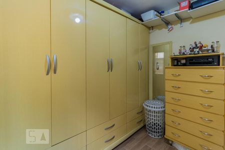 Quarto 1 de apartamento para alugar com 2 quartos, 49m² em Vila Carmosina, São Paulo