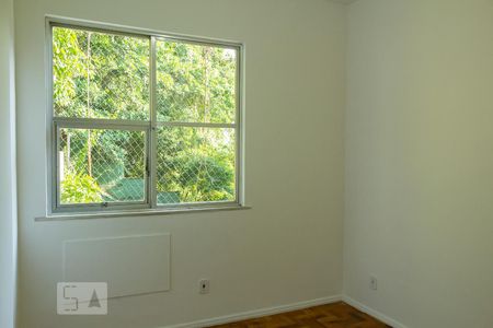 Apartamento à venda com 68m², 2 quartos e 1 vaga quarto