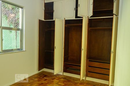 Apartamento à venda com 68m², 2 quartos e 1 vaga quarto