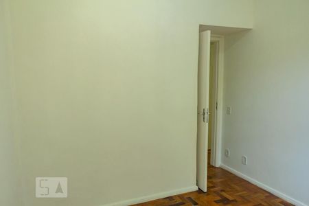 Apartamento à venda com 68m², 2 quartos e 1 vaga quarto