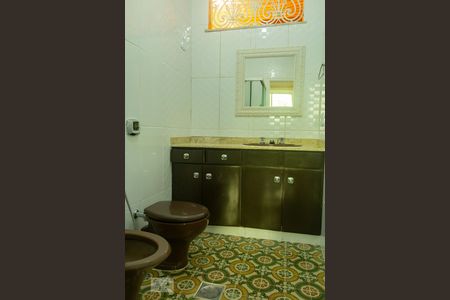 Apartamento à venda com 68m², 2 quartos e 1 vagabanheiro