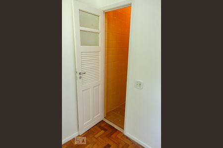 Apartamento à venda com 68m², 2 quartos e 1 vagaquarto de serviço