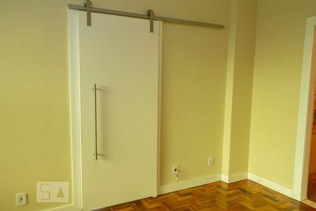 Apartamento à venda com 68m², 2 quartos e 1 vaga quarto