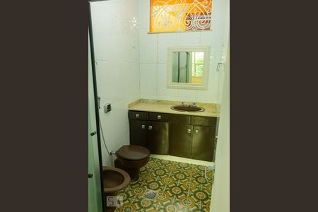 Apartamento à venda com 68m², 2 quartos e 1 vagabanheiro