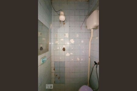 Casa para alugar com 30m², 1 quarto e sem vaga Casa para alugar com 30m², 1 quarto e sem vagaBanheiro Social