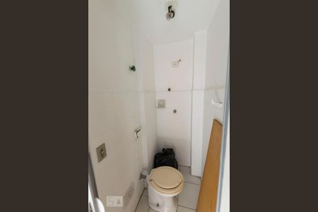 Apartamento para alugar com 63m², 2 quartos e sem vagaBanheiro de serviço