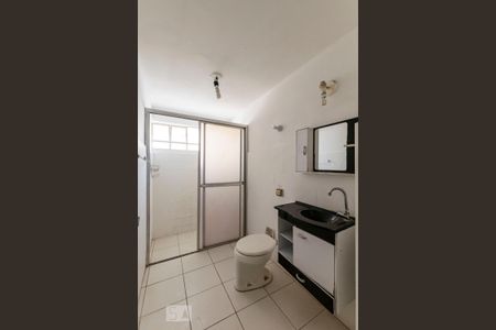 Apartamento para alugar com 63m², 2 quartos e sem vagaBanheiro