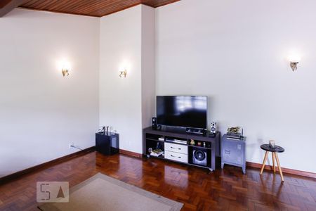 Casa à venda com 250m², 3 quartos e 2 vagas