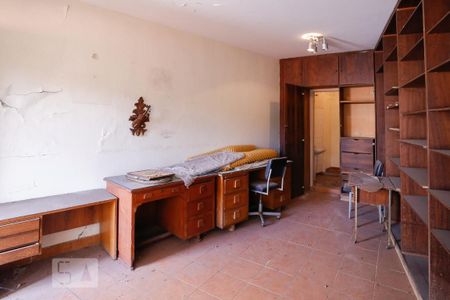 Casa à venda com 250m², 3 quartos e 2 vagas