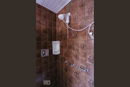 Casa à venda com 250m², 3 quartos e 2 vagas Casa à venda com 250m², 3 quartos e 2 vagasBanheiro Social