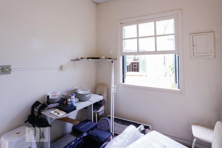 Casa à venda com 250m², 3 quartos e 2 vagas