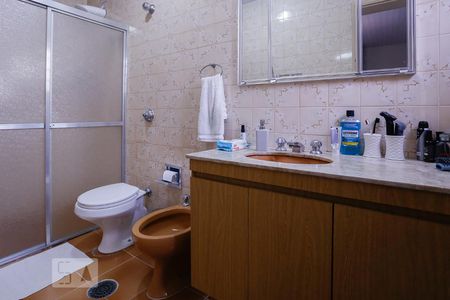 Banheiro Suíte de casa à venda com 3 quartos, 250m² em Sumaré, São Paulo