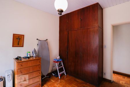 Casa à venda com 250m², 3 quartos e 2 vagas Casa à venda com 250m², 3 quartos e 2 vagasQuarto 2