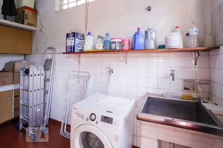 Casa à venda com 250m², 3 quartos e 2 vagas