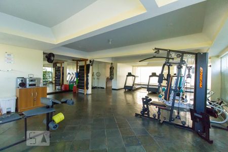 Apartamento à venda com 75m², 3 quartos e 1 vagaAcademia