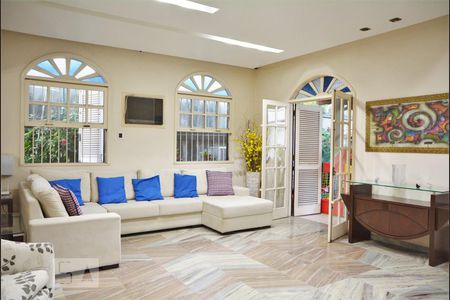 Sala de casa à venda com 3 quartos, 287m² em Jacarepaguá, Rio de Janeiro