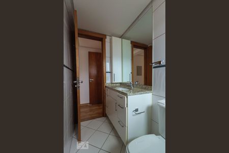 Apartamento para alugar com 114m², 3 quartos e 2 vagasBanheiro Social 4