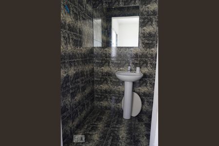 Casa à venda com 75m², 2 quartos e 1 vagaBanheiro da Suíte