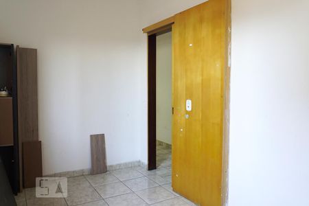 Casa à venda com 75m², 2 quartos e 1 vagaQuarto