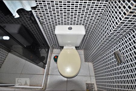 Banheiro de apartamento para alugar com 1 quarto, 28m² em Centro, Rio de Janeiro
