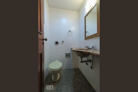 Lavabo 2 de apartamento para alugar com 2 quartos, 75m² em Petrópolis, Porto Alegre